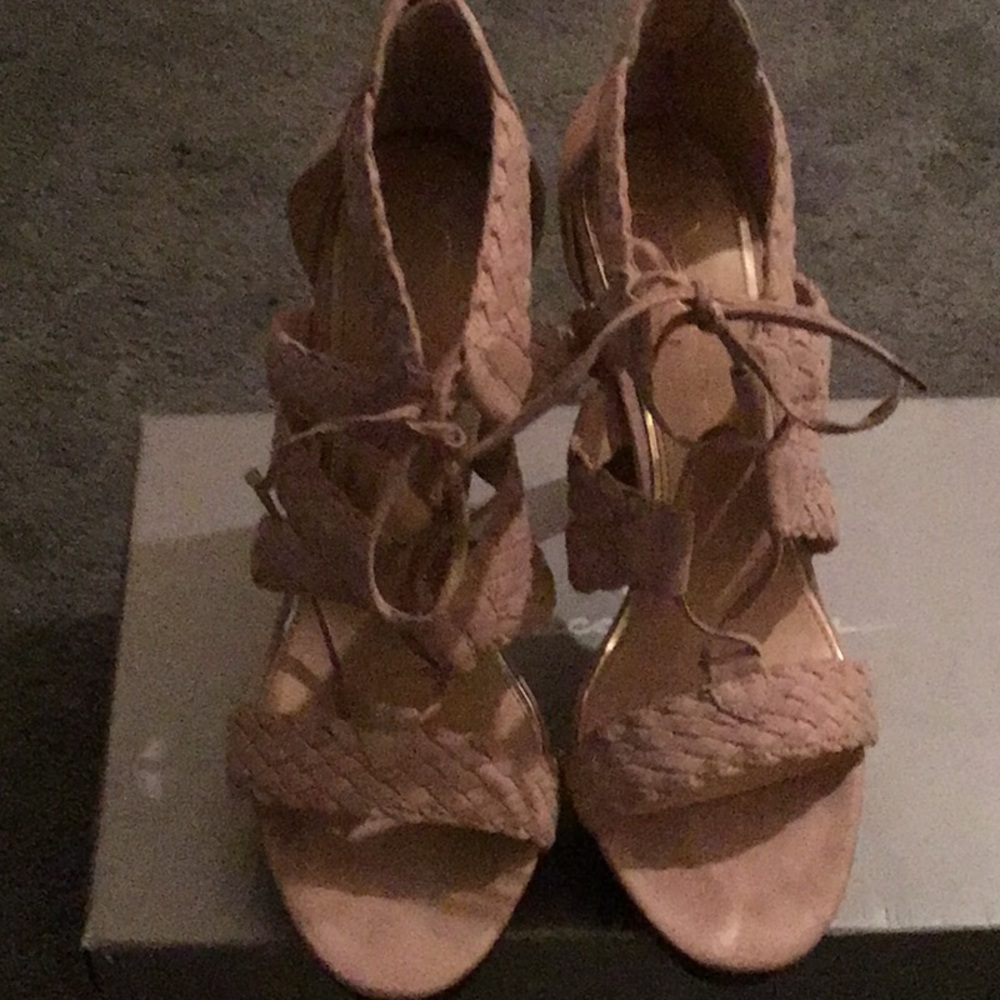 Shoes - Picture 6 of 6